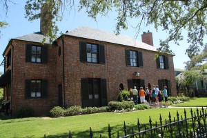 1928 William and Marie Helmbrecht House